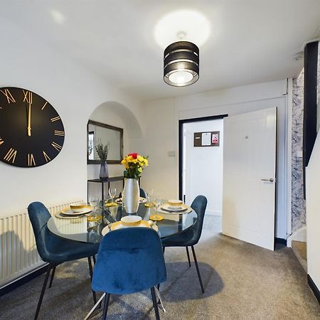 Charming Apartments - Cosy Retreat - Short Drive To City Centre - Free Parking Liverpool Extérieur photo